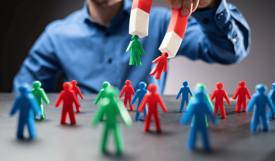 Explorando o Custo de Aquisição de Clientes e a estratégia de canais